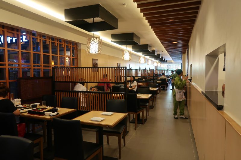 呑ん気（NONKI）の店内