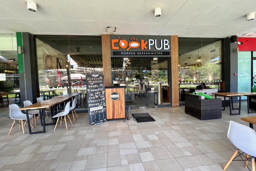 セブ島パークモールのCook Pub