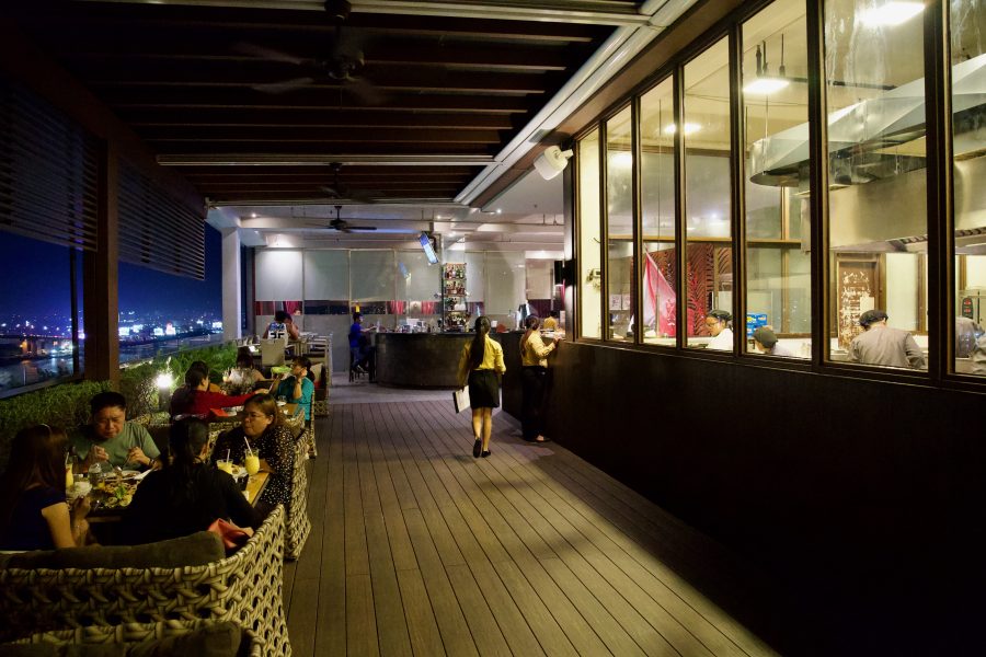 セブ島Scape Skydeckの店内