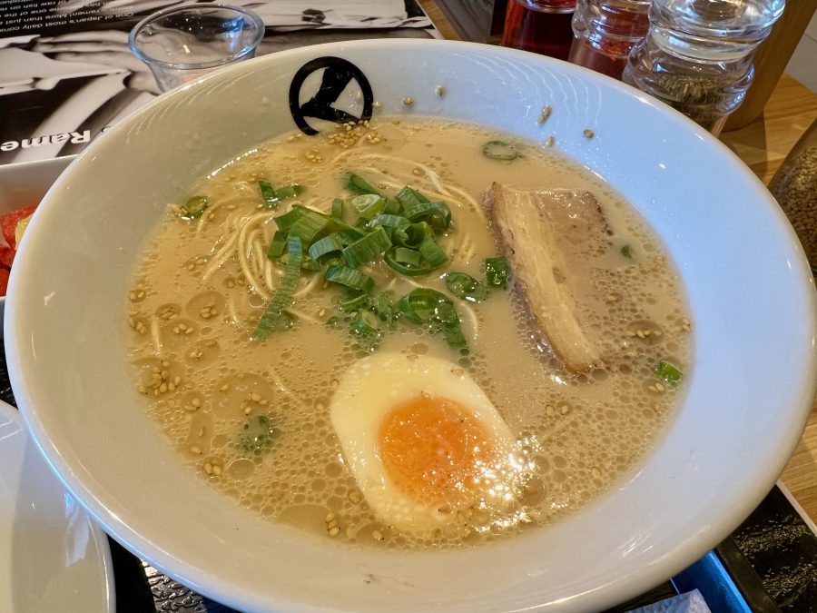 セブ島「ラーメンくろだ」「白ラーメン（Shiro）」