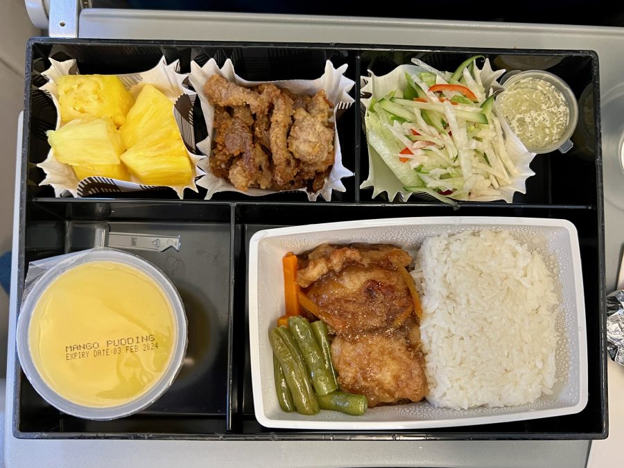 フィリピン航空・日本-セブ島便の機内食